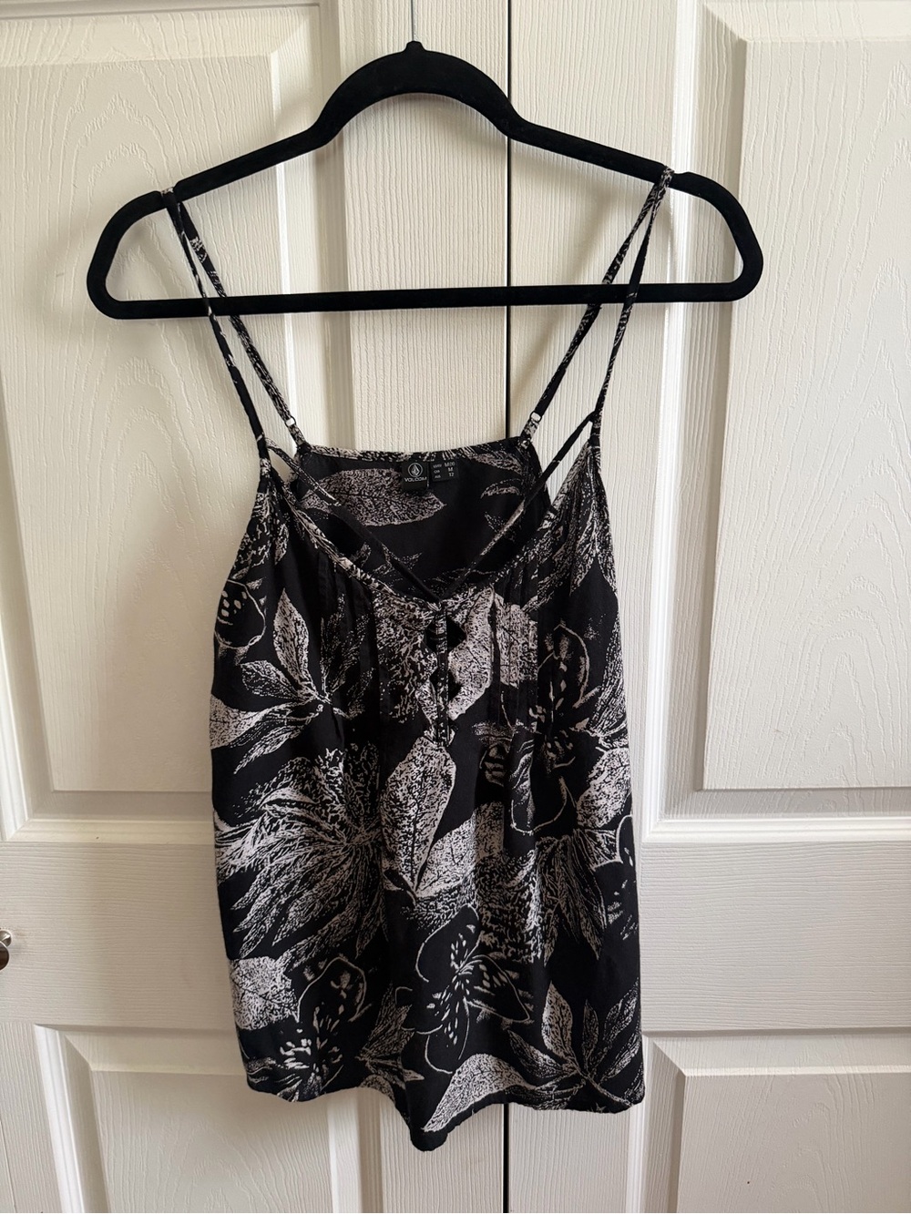 5 for $25! Volcom Black and White Floral Spaghetti Strap Top